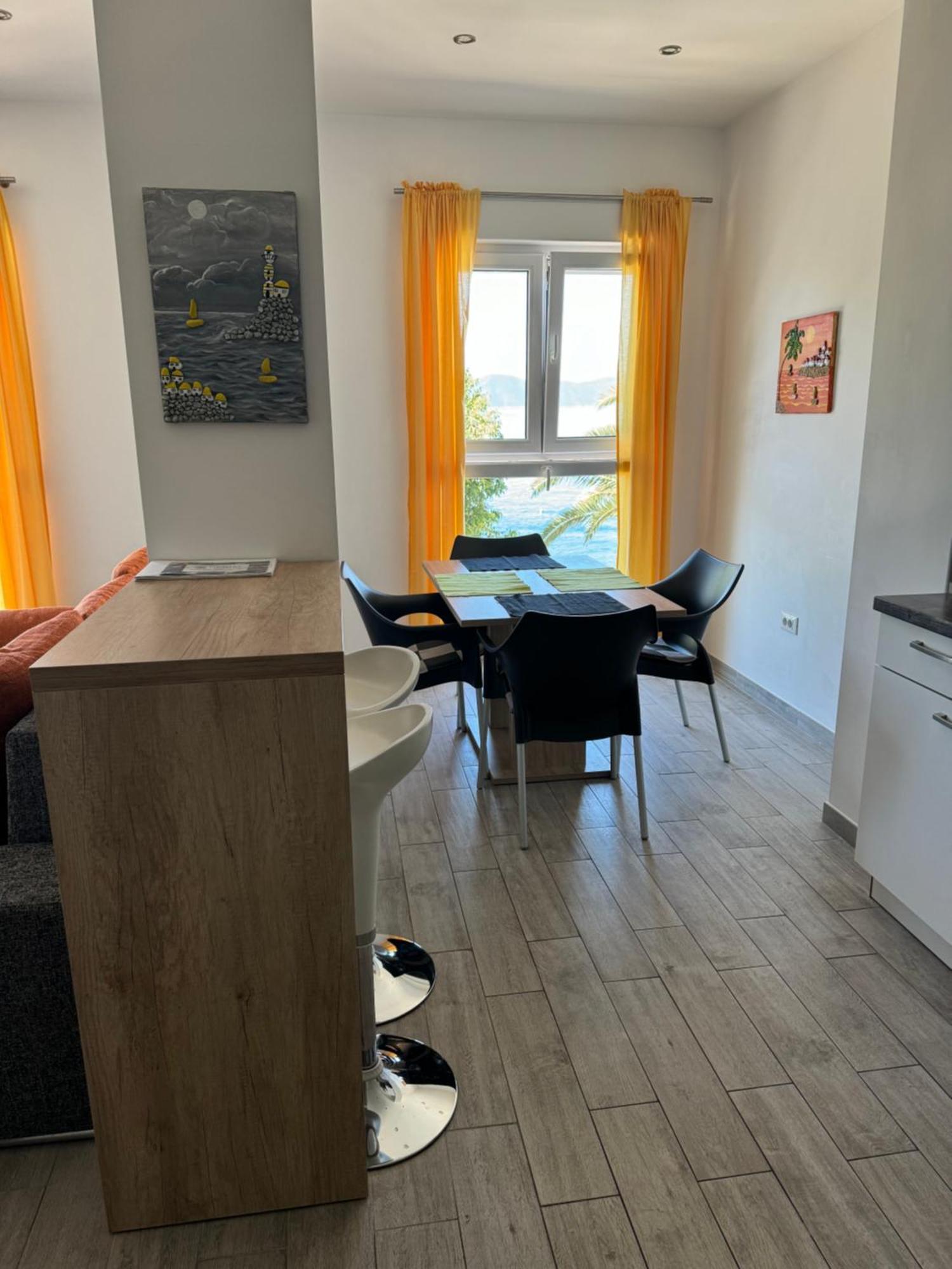 Oki Apartment 格拉达茨 外观 照片